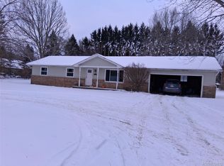 4063 Mason Rd, Howell, MI 48843