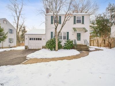 25 Midway Dr, Livingston, NJ, 07039