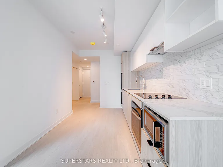 252 Church St #3209 — Photo 4