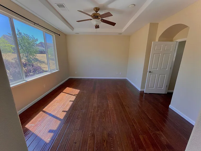 1456 Asterbell Dr — Photo 17