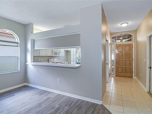 3rd image of 3888 Nottingham Dr