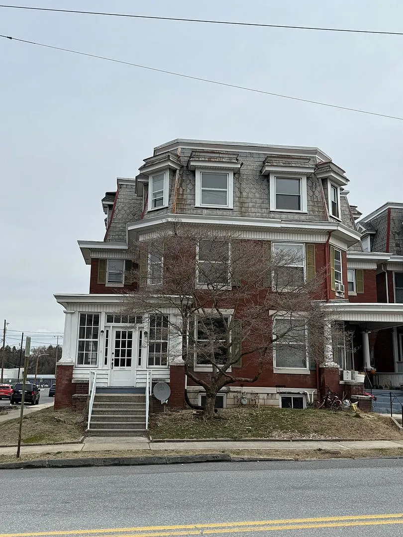 49 W. Commerce Street, Chambersburg, PA 17201 — Photo 2