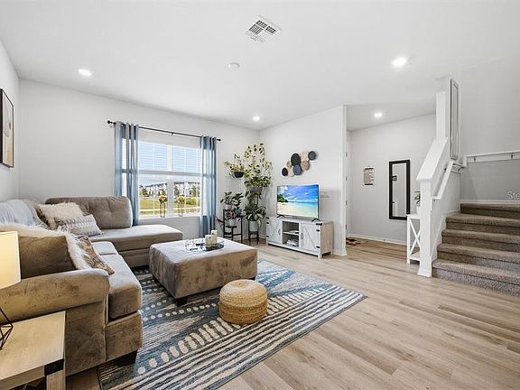 5th image of 5813 Millhouse Way