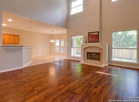 2nd image of 237 Corsica Dr
