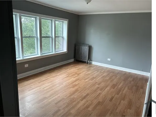 2239 E 81st St #2, Chicago, IL 60617