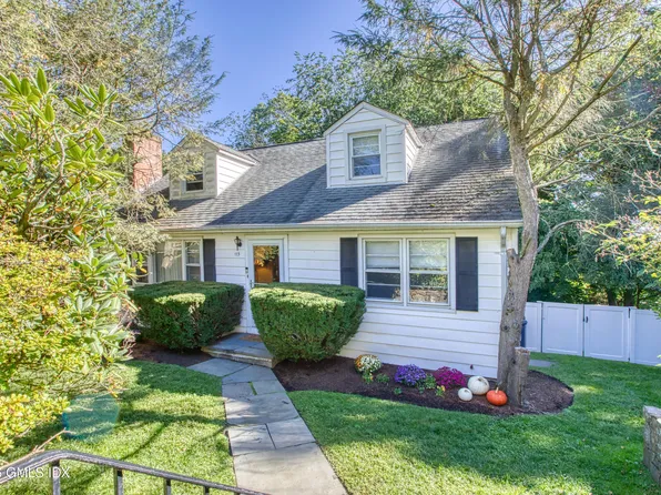 113 Pilgrim Dr, Greenwich, CT 06831