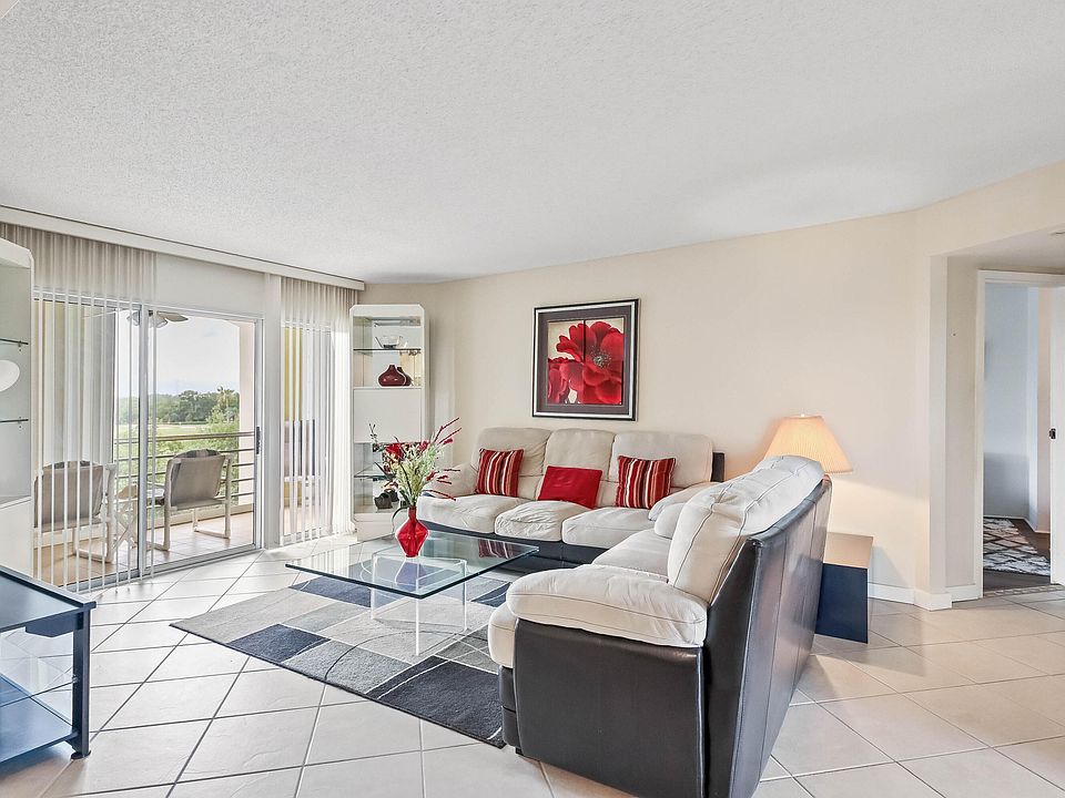 1st image of 3951 Via Poinciana #511