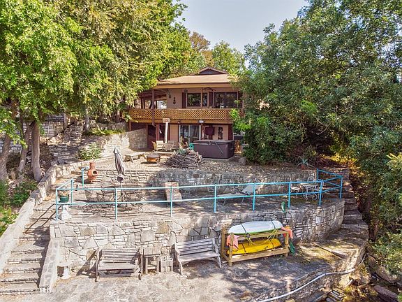 4th image of 312 Siesta Ct