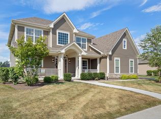 39W890 Catlin Sq, Geneva, IL 60134