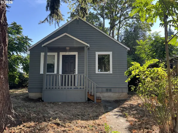 3407 Grand Blvd, Vancouver, WA 98661