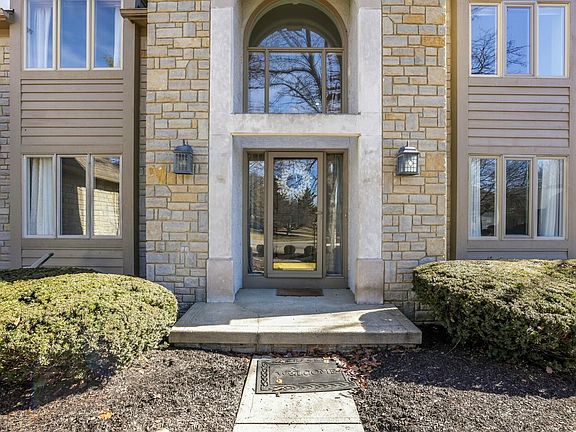 3rd image of 308 Windcroft Dr