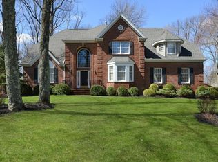 3 Nottingham Way, Randolph, NJ 07869