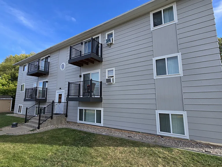 816 Ames Ave #5 — Photo 8