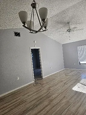 6391 Gateway Ave — Photo 17