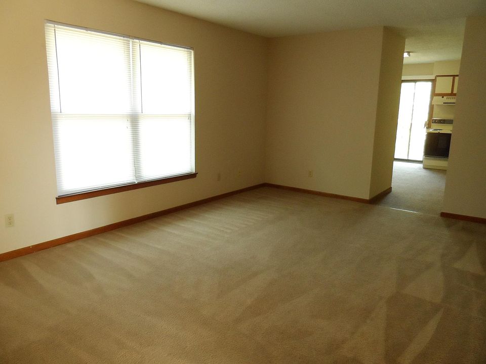Living room into kitchen