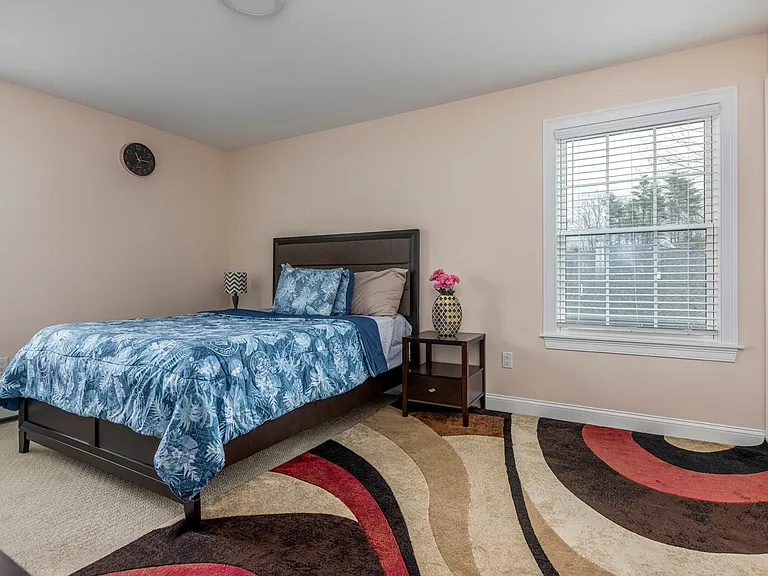 11 Dylan Dr — Photo 20