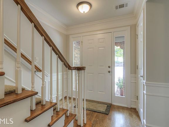 4th image of 6455 Windsor Trace Dr