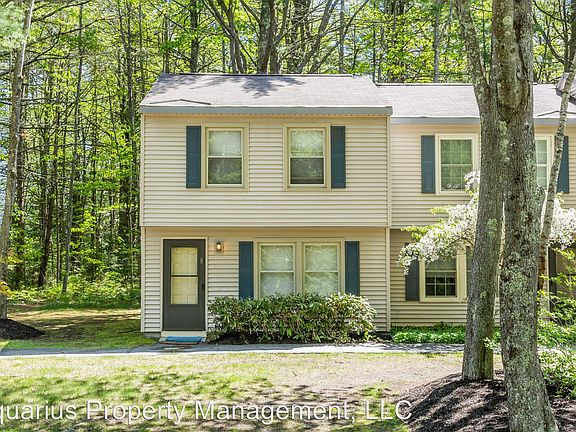 2nd image of 8 Oak Dale Dr #8