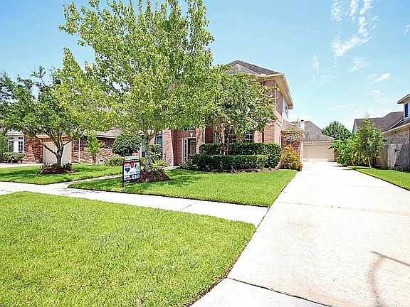 2nd image of 3007 Newbrook Dr