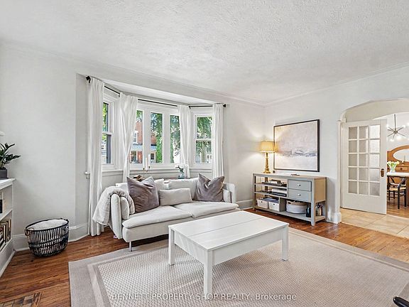 5th image of 21 Hazel St