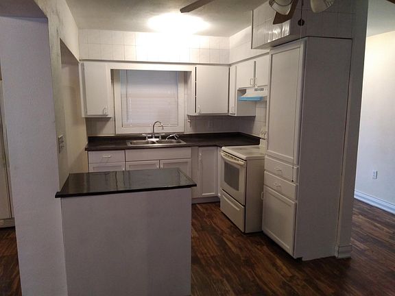 3rd image of 8780 54th St
