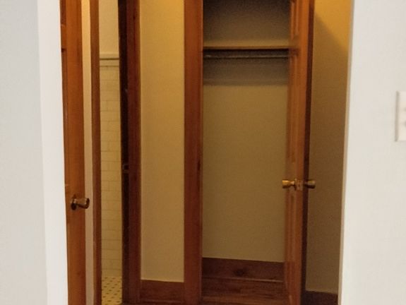5th image of 5031 N Springfield Ave #2A
