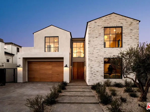 11621 Hesby St, Valley Village, CA 91601