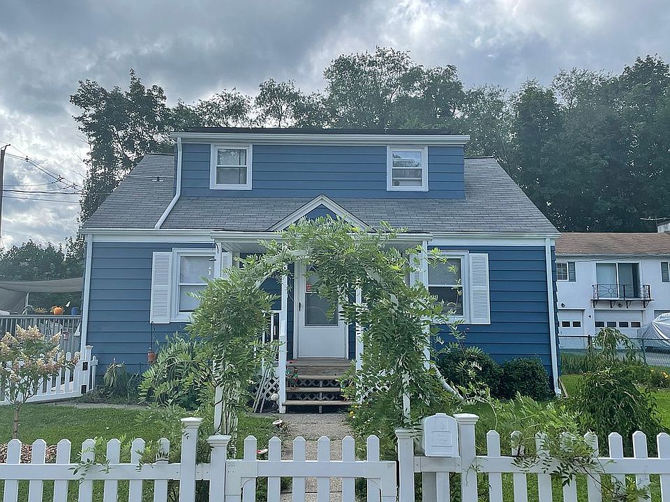 2nd image of 6 Mullen Ave