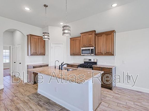 2nd image of 3008 Bobcat Dr