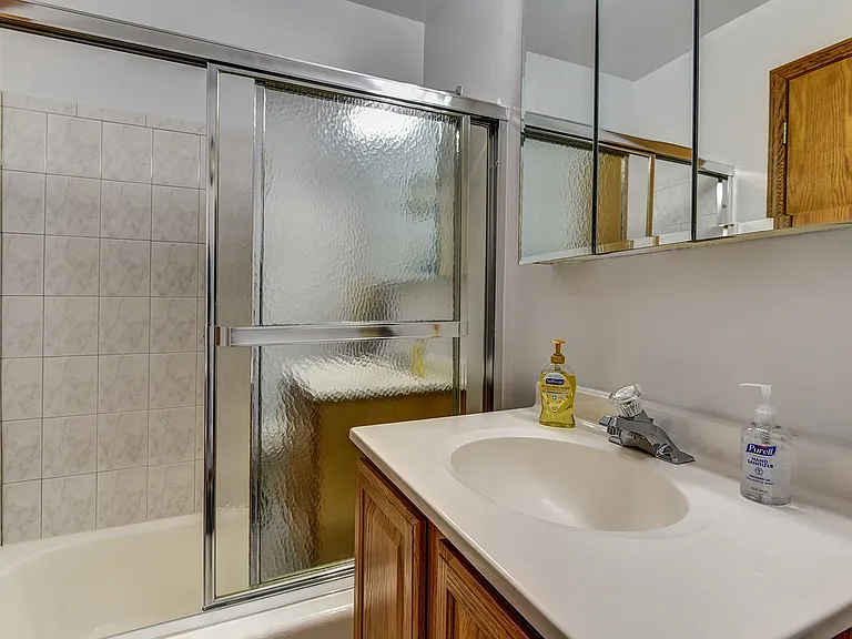 1x1-Bath