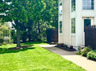 108 Christopher Pl #8, Chalfont, PA 18914
