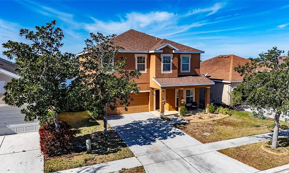 1st image of 708 Fern Leaf Dr