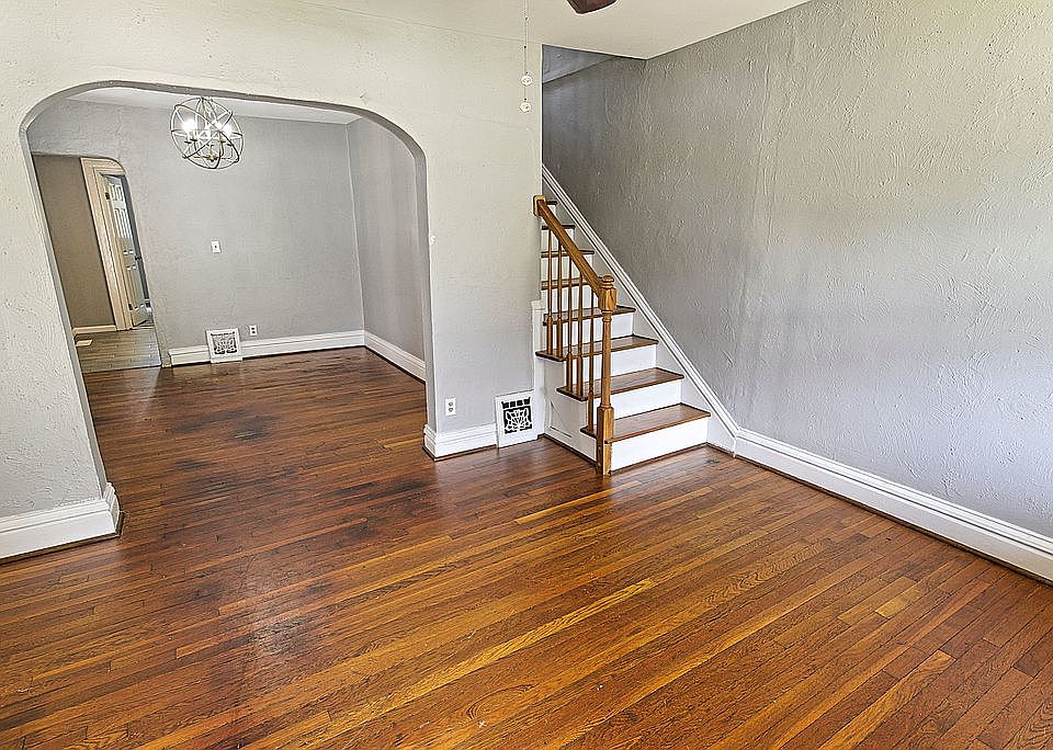 1st image of 2726 Sulphur Ave