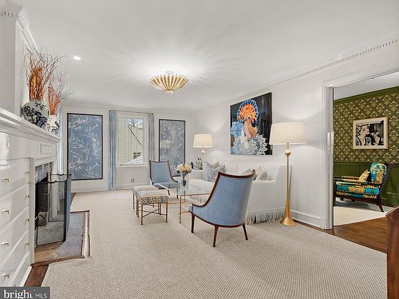 3rd image of 4520 Dexter St NW