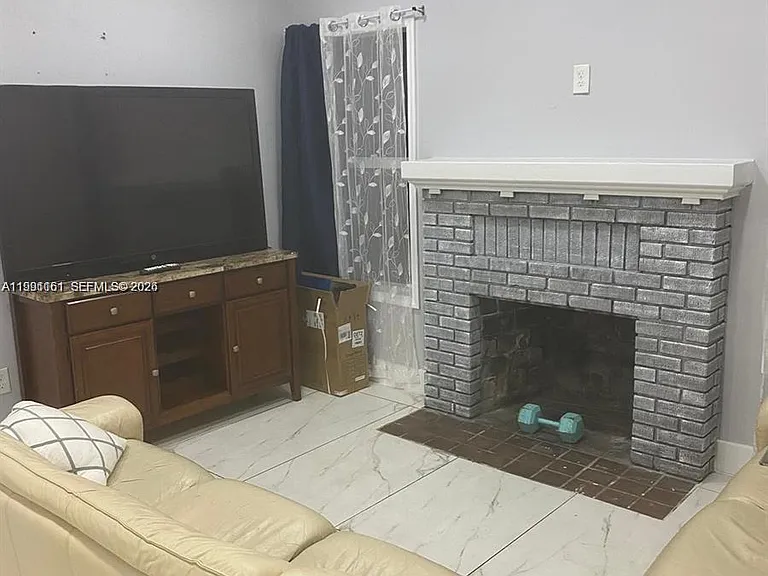 2242 Polk St #2 — Photo 36