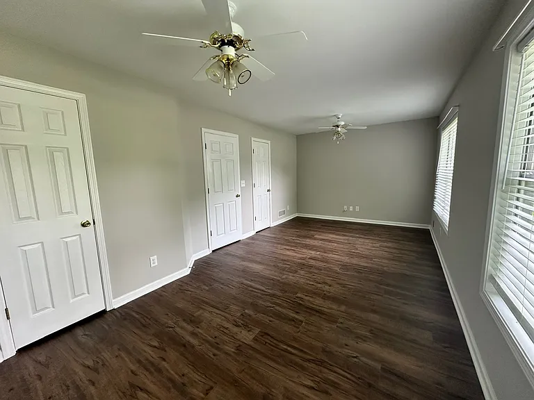 5885 Sarah Orr Ln — Photo 24