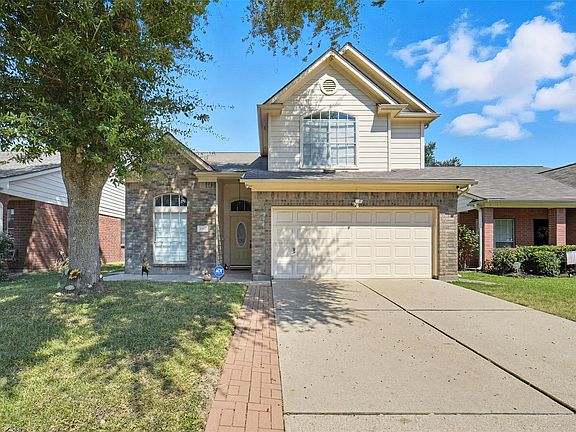 3rd image of 20014 Rolling Hills Ln
