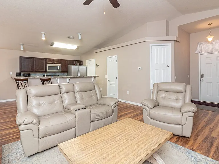 2350 Duncan Ridge Dr — Photo 14