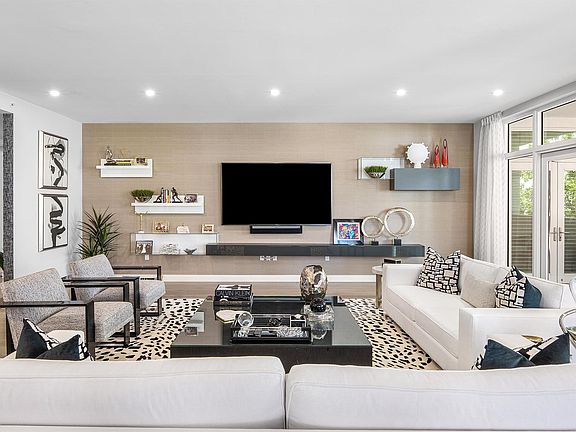 5th image of 3200 S Ocean Blvd Unit 101