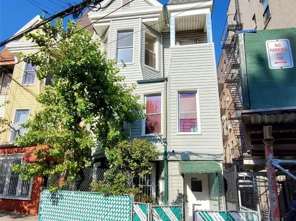 821 E 169th Street, Bronx, NY 10459