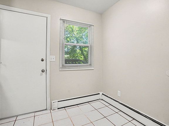 3rd image of 514-516 N Berkley St
