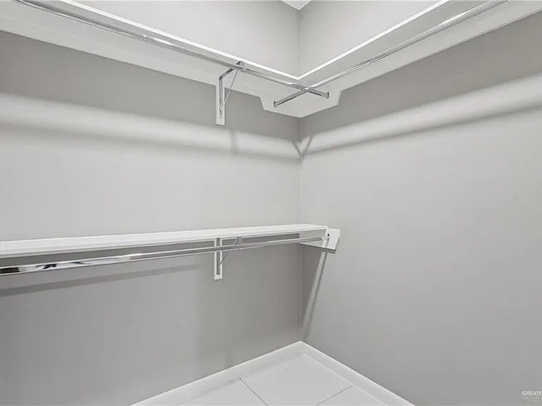 1802 W Violet Dr #1 — Photo 15