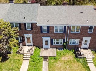 221 Medwick Garth E, Baltimore, MD 21228