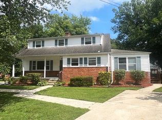 9703 Stoneham Ter, Bethesda, MD 20817