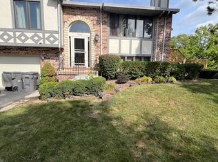 17570 Drummond Dr, Tinley Park, IL 60487