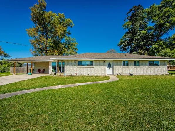 308 N Willow St, Lockport, LA 70374