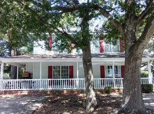 39 Huntsfield Dr, Greenville, SC 29607