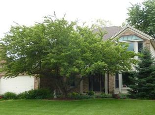 1400 Millview Dr, Batavia, IL 60510