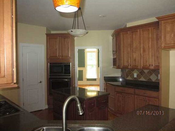 5th image of 7603 S Shore Dr