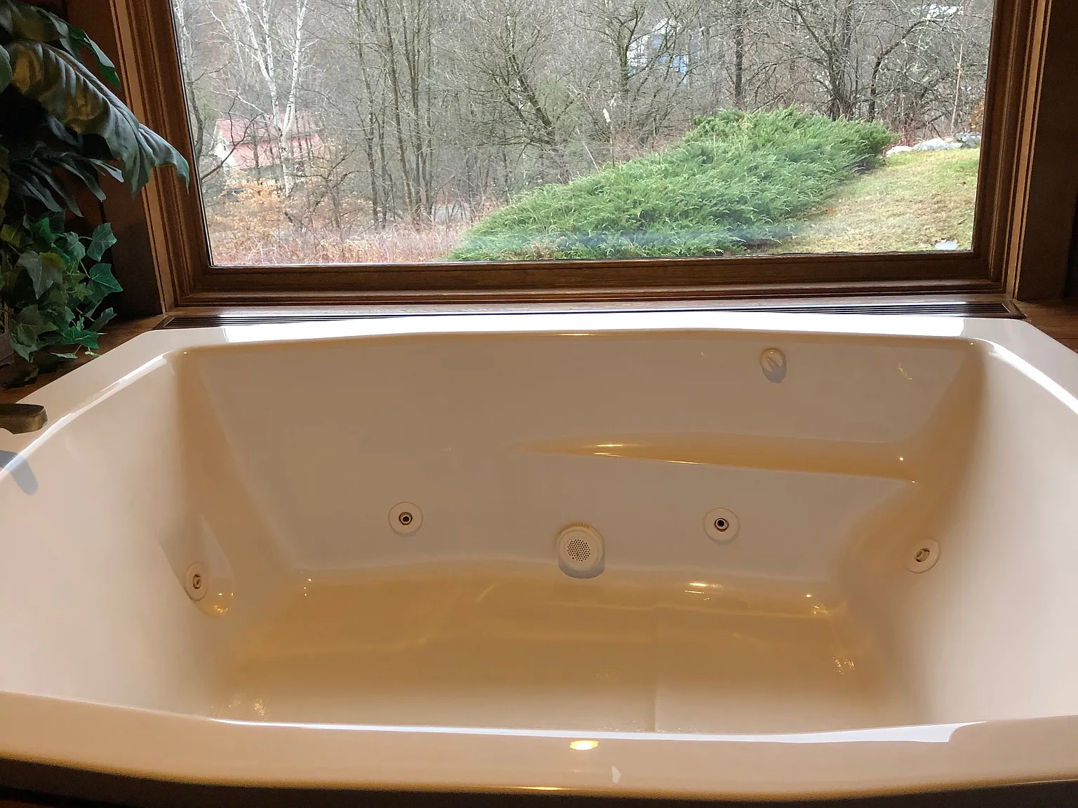 3 bed, 1957 sqft, $6,500 — Photo 3